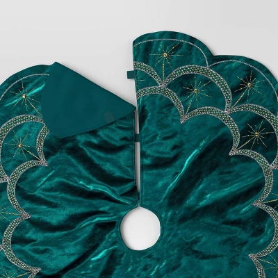 48" Christmas Dia Art Deco Embellished Soft Velvet Tree Skirt Green - Wondershop™ 4 48" Christmas Dia Art Deco Embellished Soft Velvet Tree Skirt Green - Wondershop™ - Image 4