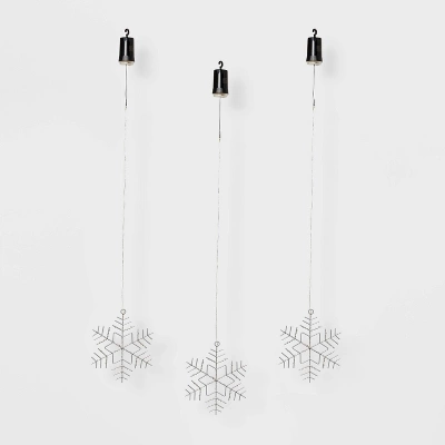 3pk Battery Operated LED Hanging Metal Snowflake Christmas Lights - Wondershop™: Indoor/Outdoor Use With Timer 3 3pk Battery Operated LED Hanging Metal Snowflake Christmas Lights - Wondershop™: Indoor/Outdoor Use With Timer - Image 3