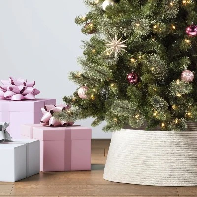26" Roll-Up Rope Christmas Tree Collar Ivory - Wondershop™ 1 26" Roll-Up Rope Christmas Tree Collar Ivory - Wondershop™