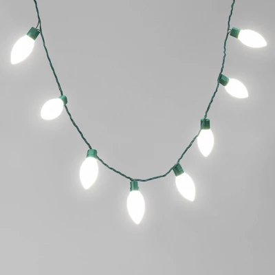 25ct LED C9 Classic Glow Indoor Outdoor Christmas String Lights With Green Wire - Wondershop™ 6 25ct LED C9 Classic Glow Indoor Outdoor Christmas String Lights With Green Wire - Wondershop™ - Image 6